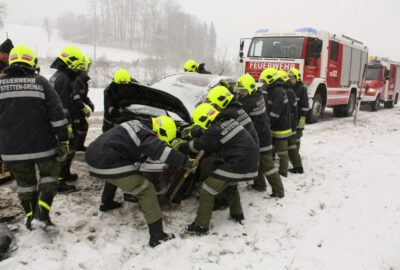 Fahrzeugbergung in Mainburg, 28.12.2014