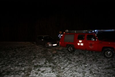 Fahrzeugbergung zw. Mainburg und Rabenstein, 03.02.2015