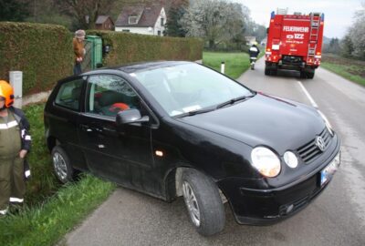 Fahrzeugbergung in Kammerhof Richtung Weinburg, 10.04.2016